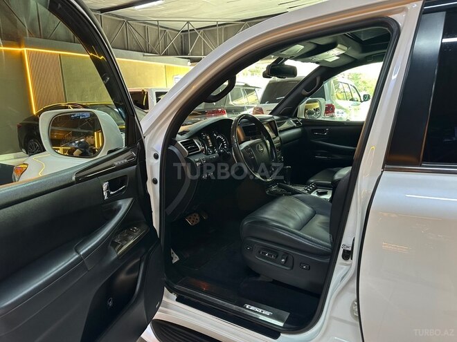 Lexus LX 570 2014, 236,700 km - 5.7 л - Bakı