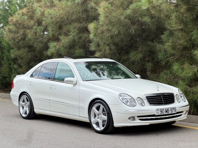 Mercedes E 240 2003, 285,000 km - 2.6 l - Bakı