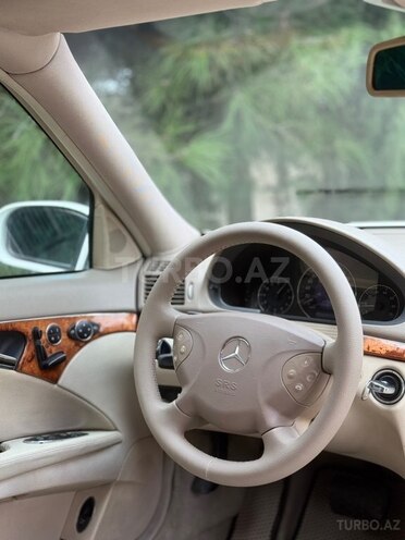 Mercedes E 240 2003, 285,000 km - 2.6 l - Bakı