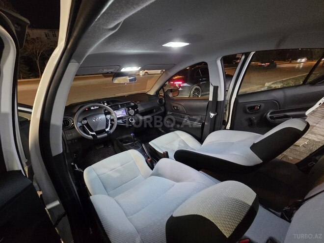 Toyota Aqua 2020, 36,940 km - 1.5 l - Bakı
