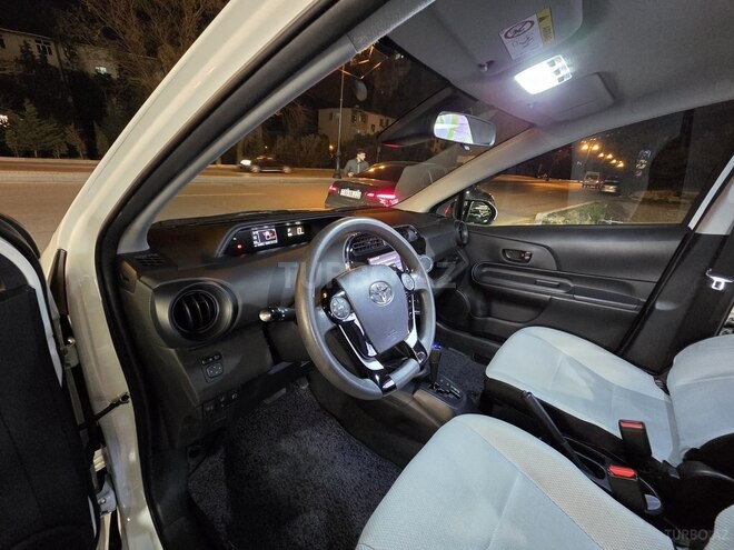 Toyota Aqua 2020, 36,940 km - 1.5 l - Bakı