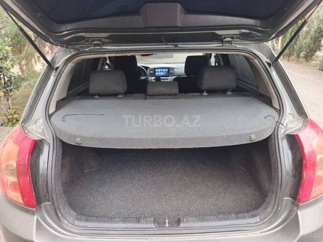 Toyota Corolla 2004, 295,000 km - 1.4 l - Lənkəran