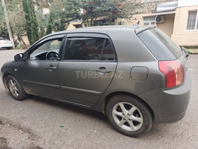 Toyota Corolla 2004, 295,000 km - 1.4 l - Lənkəran