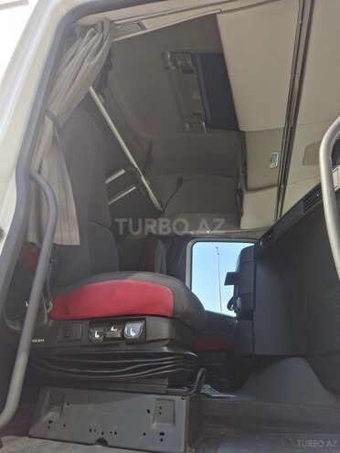 Volvo FH 460 2014, 940,000 km - 13.0 l - Bakı