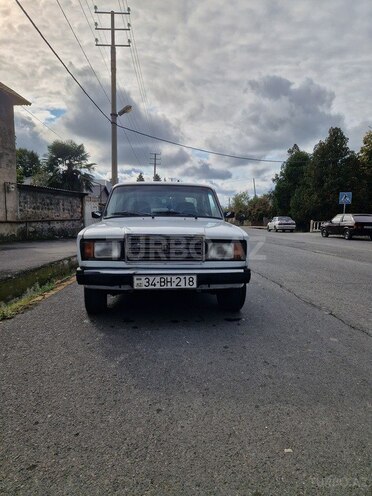 LADA (VAZ) 2107 2009, 40,000 km - 1.6 л - Qax