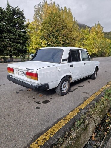 LADA (VAZ) 2107 2009, 40,000 km - 1.6 л - Qax