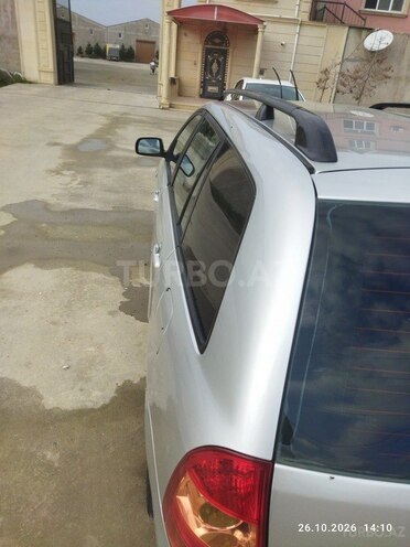 Toyota Corolla 2006, 238,000 km - 1.4 л - Bakı