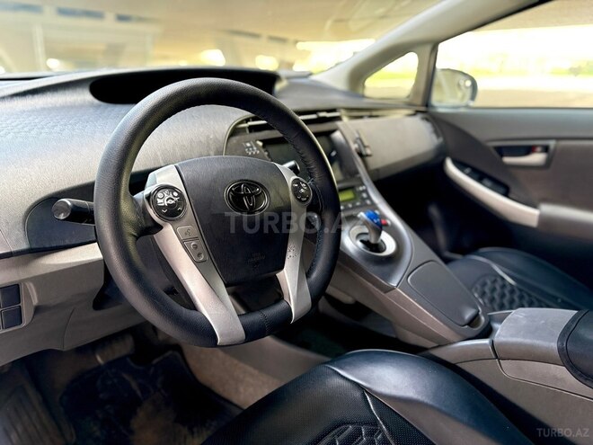Toyota Prius 2011, 250,000 km - 1.8 l - Bakı