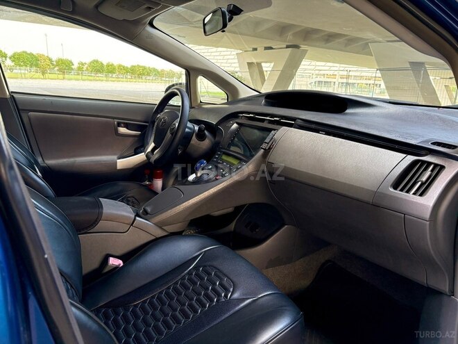 Toyota Prius 2011, 250,000 km - 1.8 l - Bakı