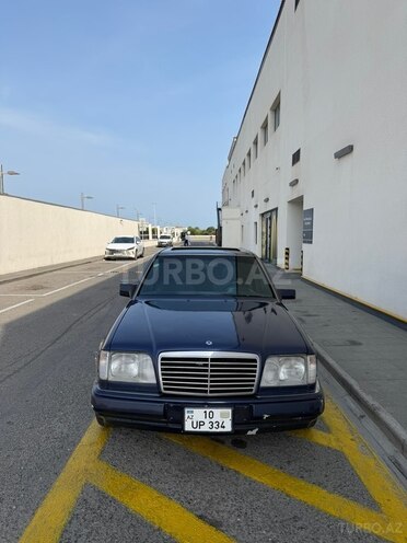 Mercedes E 220 1995, 570,000 km - 2.2 л - Bakı