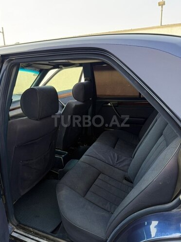 Mercedes E 220 1995, 570,000 km - 2.2 л - Bakı