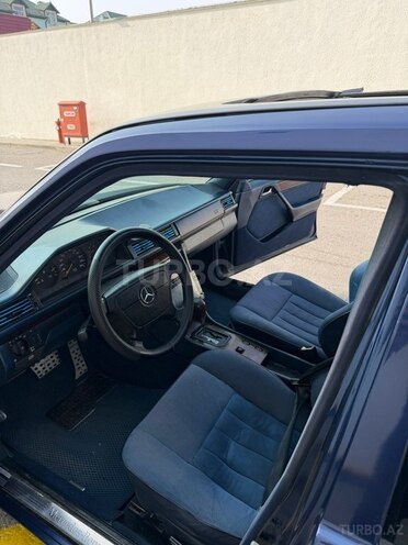 Mercedes E 220 1995, 570,000 km - 2.2 л - Bakı