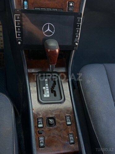 Mercedes E 220 1995, 570,000 km - 2.2 л - Bakı