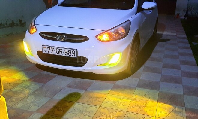Hyundai Accent 2015, 120,000 km - 1.4 л - Bakı