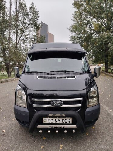 Ford Transit 2008, 226,000 km - 2.4 l - Quba