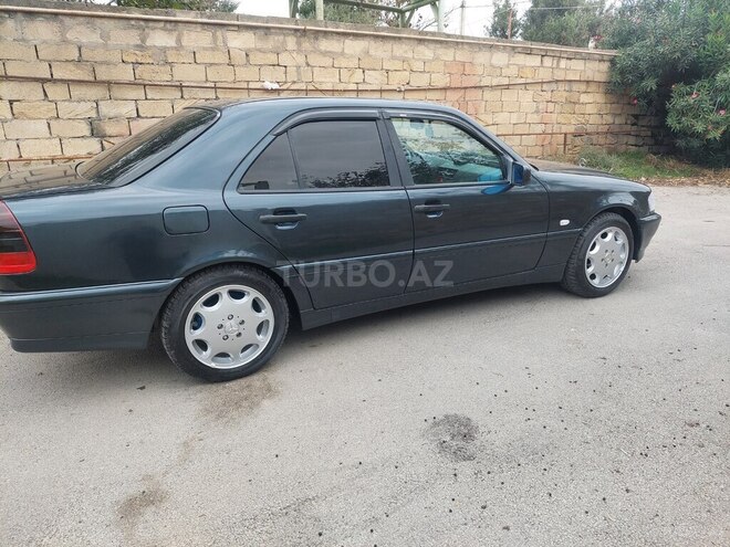 Mercedes C 220 1997, 257,000 km - 2.2 л - Bakı