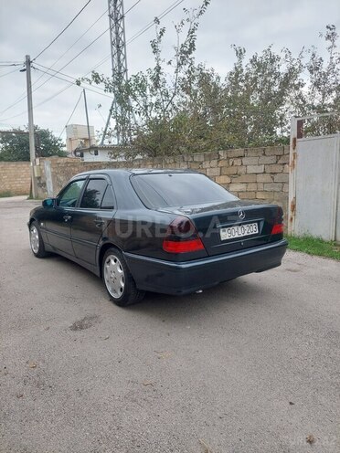 Mercedes C 220 1997, 257,000 km - 2.2 л - Bakı