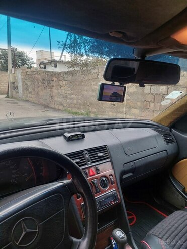 Mercedes C 220 1997, 257,000 km - 2.2 л - Bakı