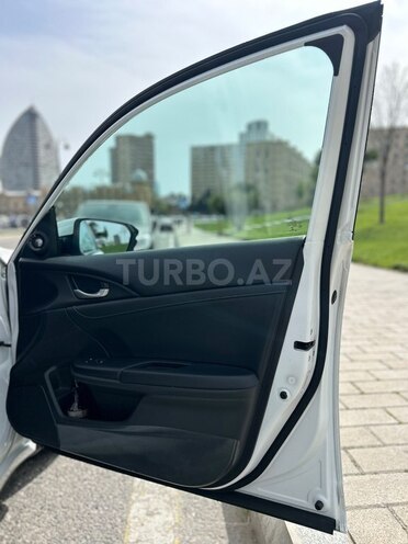 Honda Insight 2019, 198,000 km - 1.5 л - Bakı