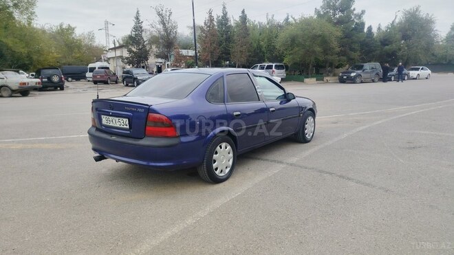 Opel Vectra 1996, 325,000 km - 1.6 l - Sumqayıt