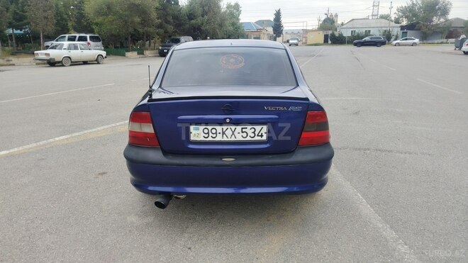 Opel Vectra 1996, 325,000 km - 1.6 l - Sumqayıt
