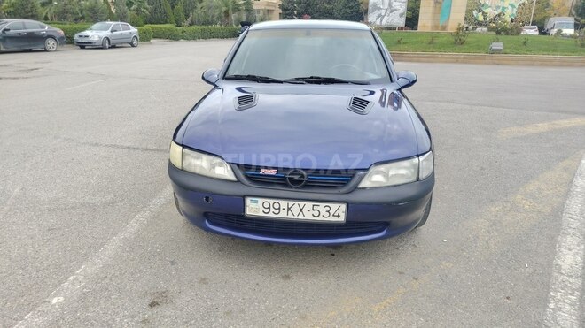 Opel Vectra 1996, 325,000 km - 1.6 l - Sumqayıt