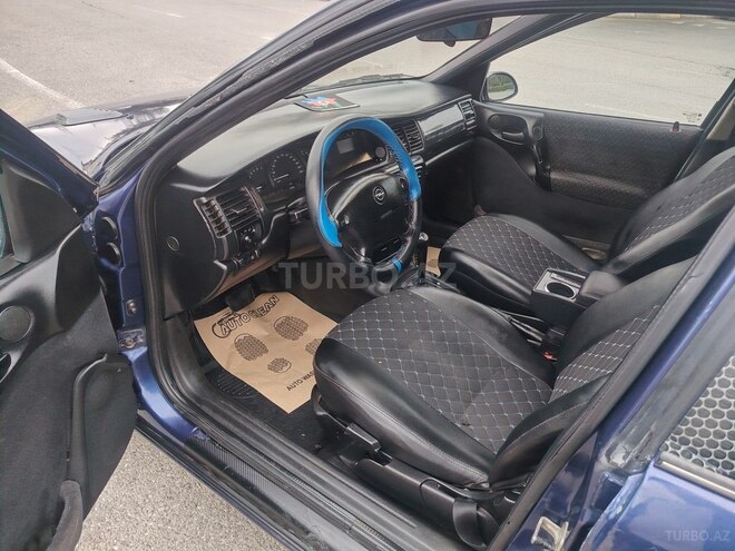 Opel Vectra 1996, 325,000 km - 1.6 l - Sumqayıt