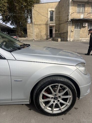 Mercedes C 200 2009, 350,000 km - 1.8 l - Xaçmaz