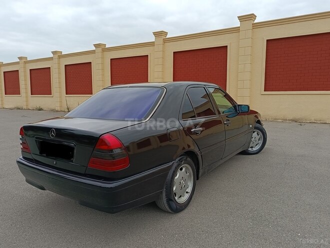 Mercedes C 220 1999, 396,254 km - 2.2 л - Sumqayıt