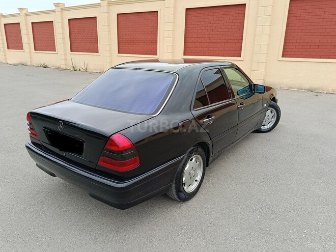 Mercedes C 220 1999, 396,254 km - 2.2 л - Sumqayıt