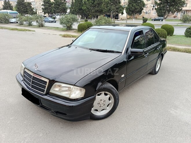 Mercedes C 220 1999, 396,254 km - 2.2 л - Sumqayıt