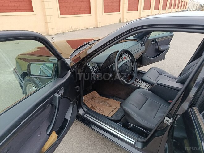 Mercedes C 220 1999, 396,254 km - 2.2 л - Sumqayıt