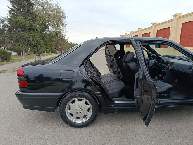 Mercedes C 220 1999, 396,254 km - 2.2 л - Sumqayıt