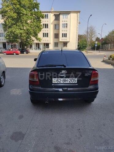 Opel Astra 1999, 295,000 km - 1.6 л - Qax