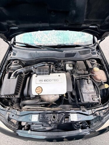 Opel Astra 1999, 295,000 km - 1.6 л - Qax