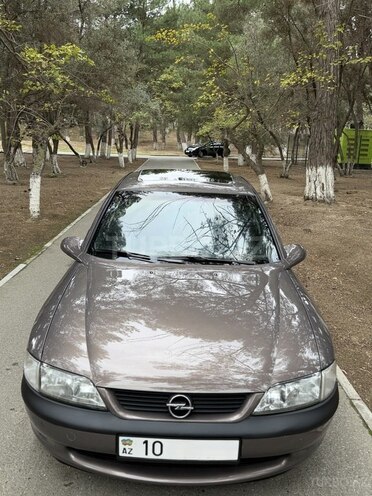 Opel Vectra 1998, 180,000 km - 1.8 л - Bakı