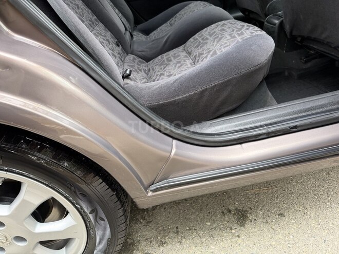Opel Vectra 1998, 180,000 km - 1.8 л - Bakı