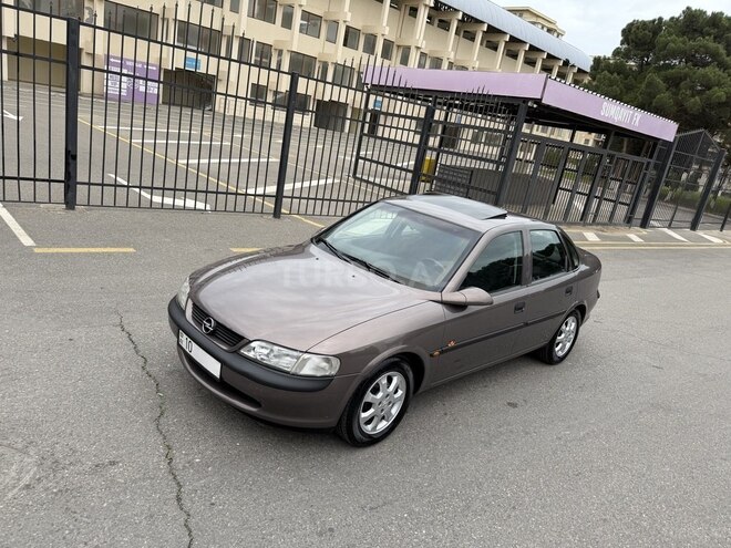Opel Vectra 1998, 180,000 km - 1.8 л - Bakı