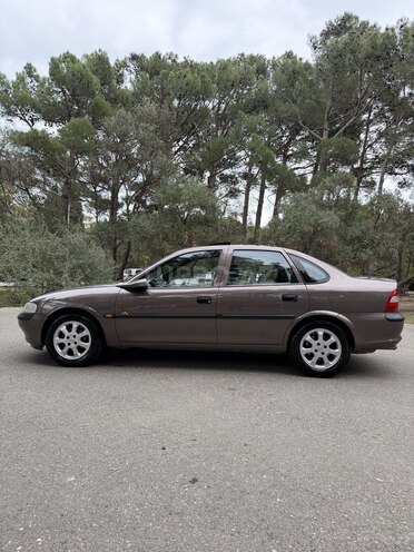 Opel Vectra 1998, 180,000 km - 1.8 л - Bakı