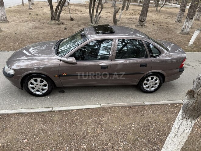 Opel Vectra 1998, 180,000 km - 1.8 л - Bakı