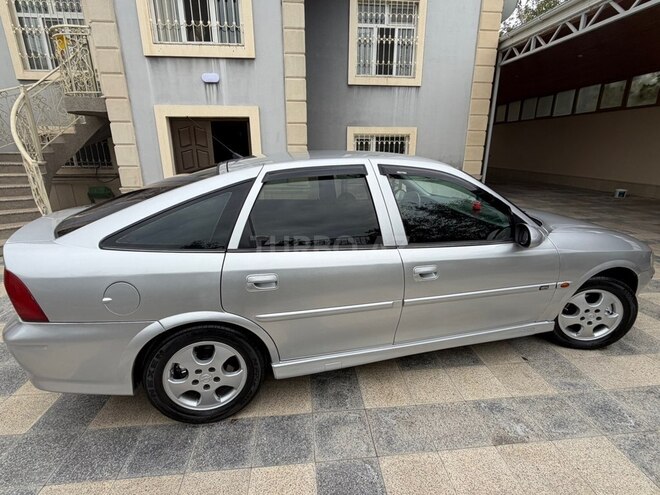 Opel Vectra 1999, 266,722 km - 1.6 l - Sumqayıt