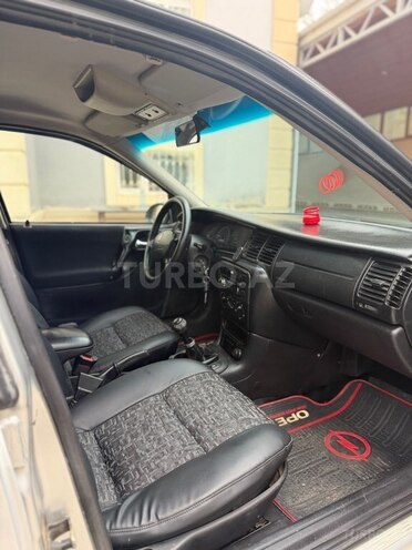 Opel Vectra 1999, 266,722 km - 1.6 l - Sumqayıt