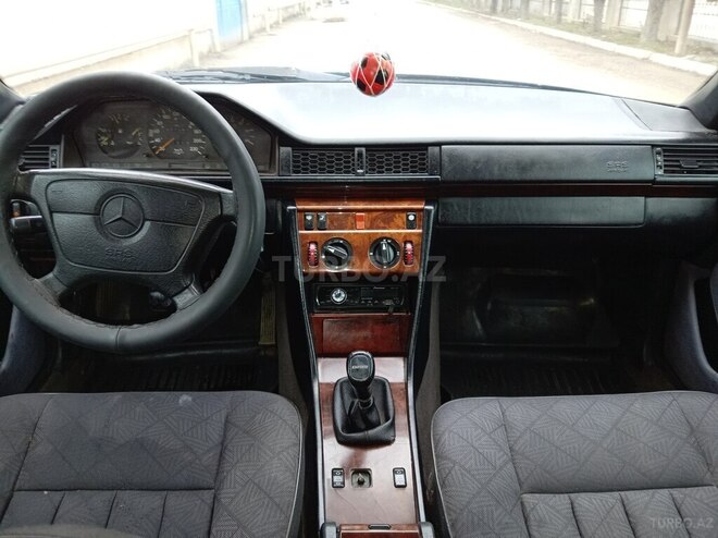 Mercedes 250 D 1994, 355,255 km - 2.5 l - Sumqayıt