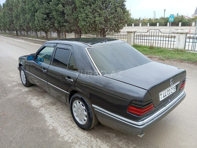 Mercedes 250 D 1994, 355,255 km - 2.5 l - Sumqayıt