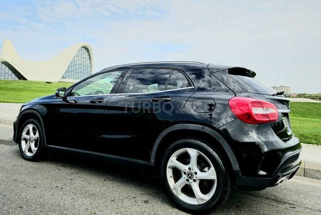 Mercedes GLA 250 2017, 165,000 km - 2.0 l - Bakı
