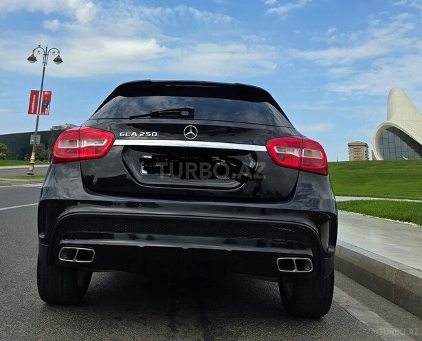 Mercedes GLA 250 2017, 165,000 km - 2.0 l - Bakı