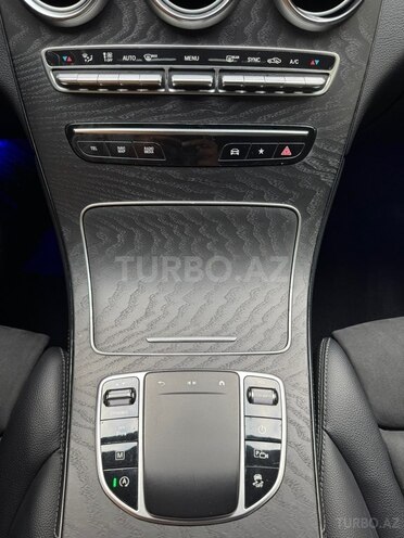 Mercedes GLC 300 4MATIC 2019, 91,000 km - 2.0 l - Bakı