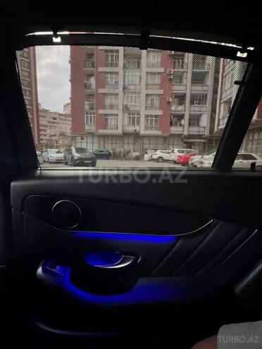 Mercedes GLC 300 4MATIC 2019, 91,000 km - 2.0 l - Bakı