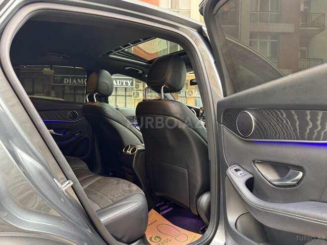 Mercedes GLC 300 4MATIC 2019, 91,000 km - 2.0 l - Bakı