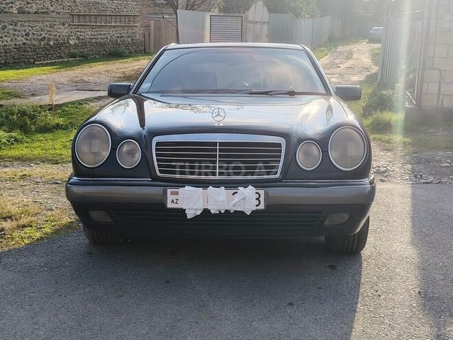 Mercedes E 200 1997, 337,009 km - 2.0 l - Balakən